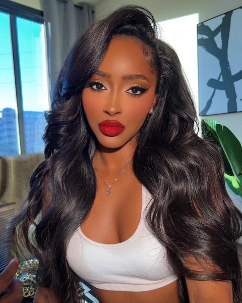 Pack of Five (5) Unit- Unprocessed Wavy Laos Clip in